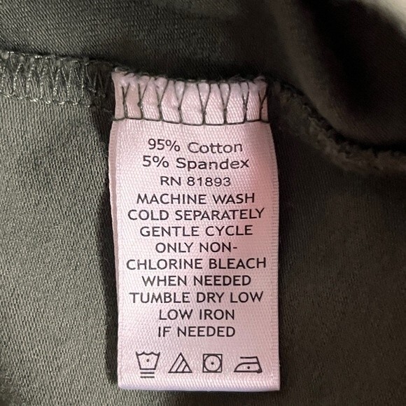 Army Green Long-Sleeve Top Size Small - Picture 5 of 6